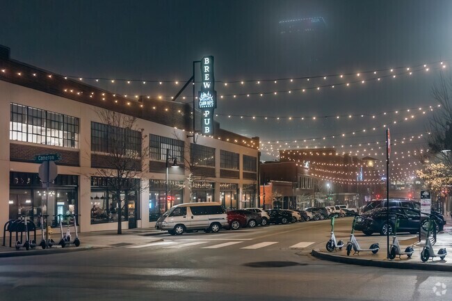 The Arts district in Downtown Tulsa provide excellent food and shopping.