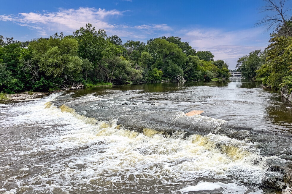 Grover Heights_534199_MT_100925_001