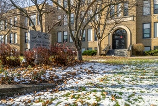 Les Paul Middle School - Central Campus