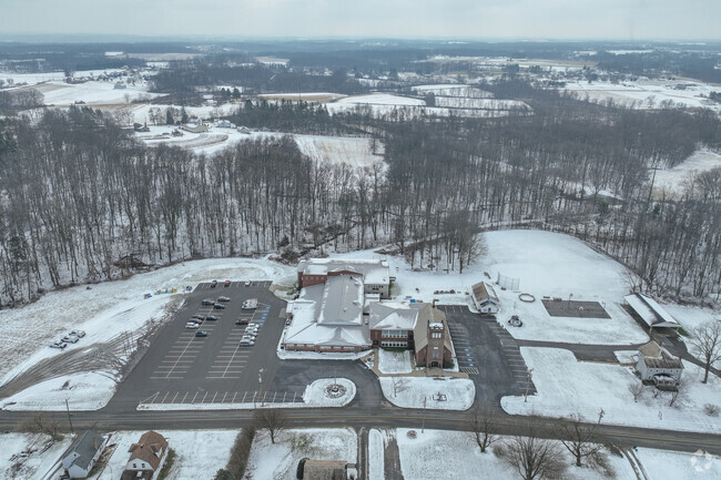 St Lukes Lutheran School has a student-teacher ratio of 16 to 1.