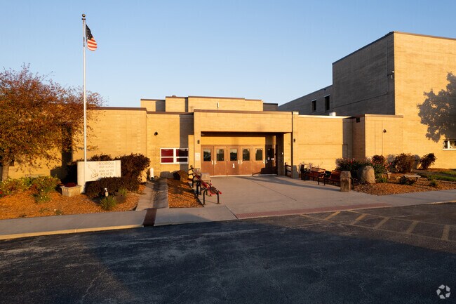 An entrance view to Rockridge High School.