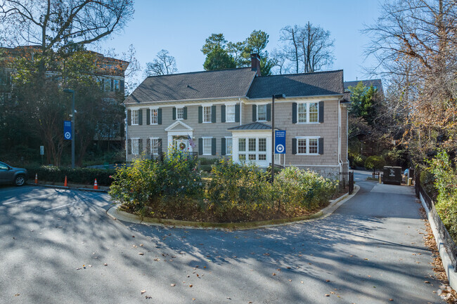 Ben Franklin Academy serves approximately 140 students in grades 9-12.