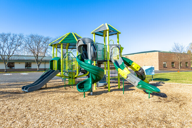 Olde Sawmill Elementary School is located in Olde Sawmill, Dublin Ohio.
