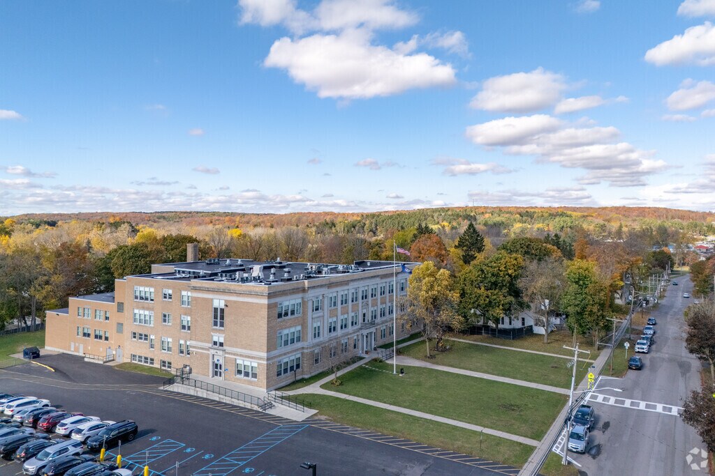 Attica Elementary School has 455 students.