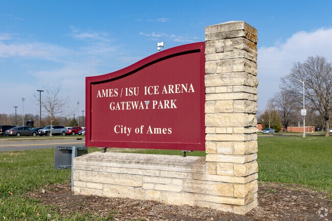 Just Timberland Road residents enjoy Gateway Park and the ISU Ice Arena.