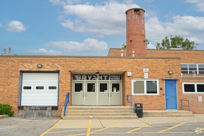 Welcome all students to the Bryant Middle School located in Levagood-Clark, MI.