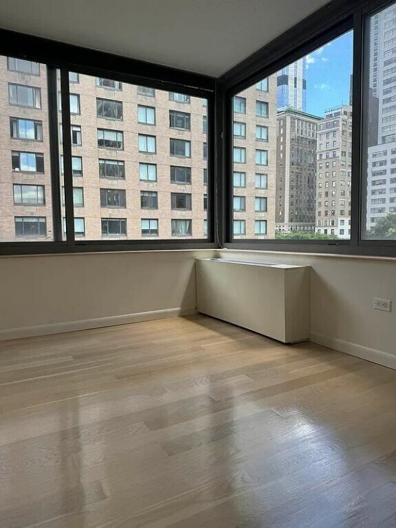 2 S End Ave unit 4I, New York, NY 10280 - photo 2