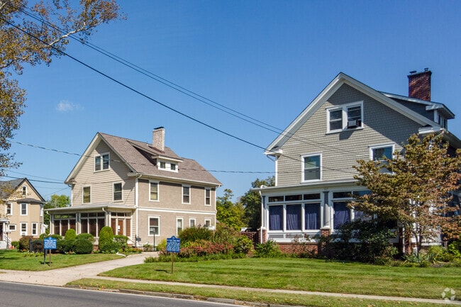 Find yourself engulfed in historic homes  in Medford.