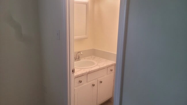 25 Greentree Ln unit 34, South Weymouth, MA 02190 - photo 5
