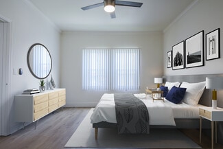 5200 Hollywood Blvd, Los Angeles, CA 90027