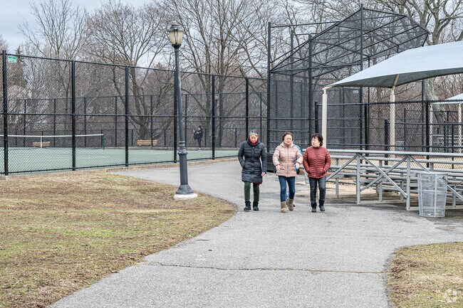 Locals of Searingtown can enjoy a healthy walk with friends at John D Caemmerer Park.