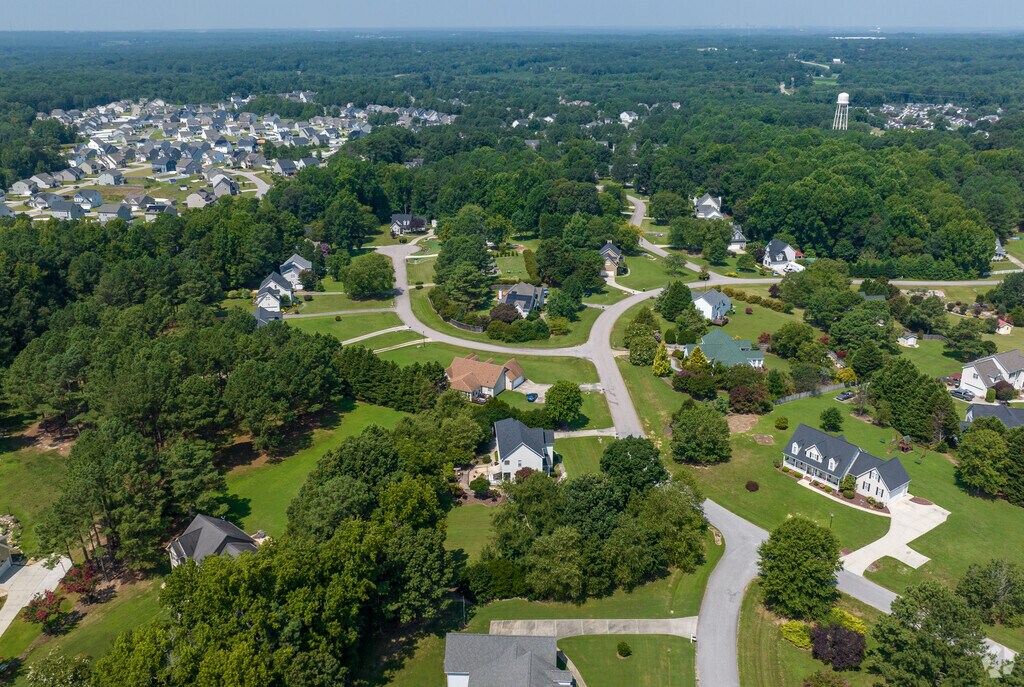 1315 Hazelnut Ridge Ln, Knightdale, NC 27545