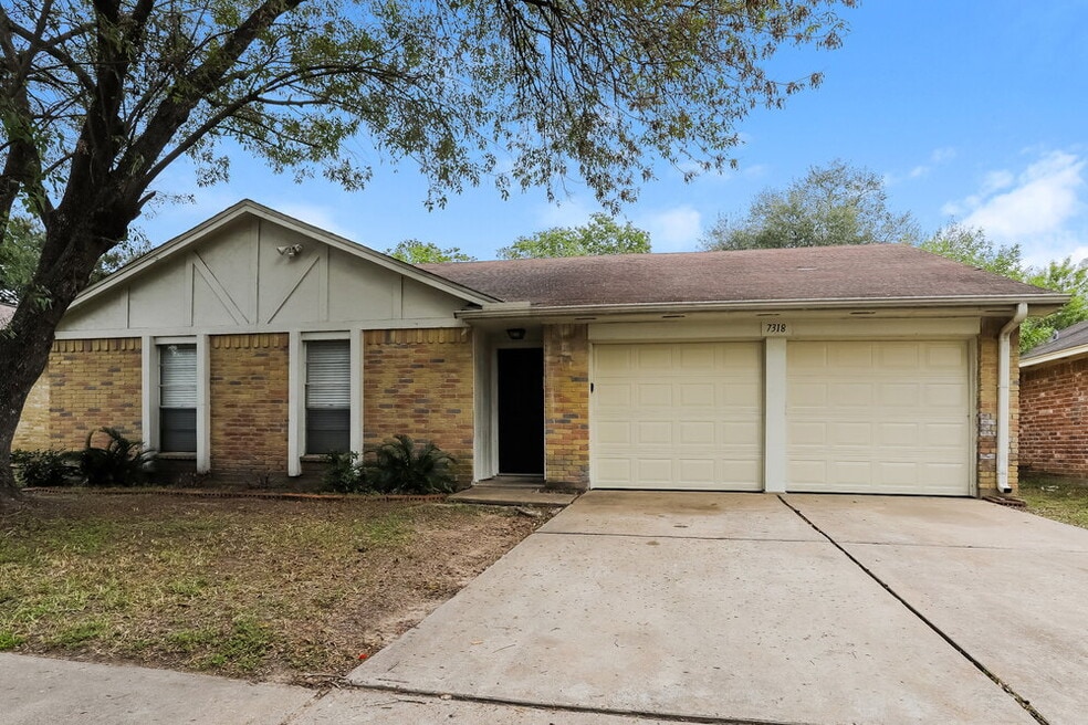 7318 Sunlight Ln, Houston, TX 77095 - photo 1
