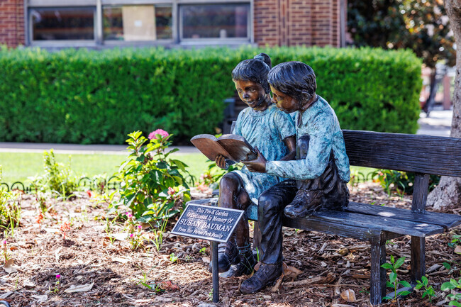 A statue greets visitors to Forest Park Elementary School.