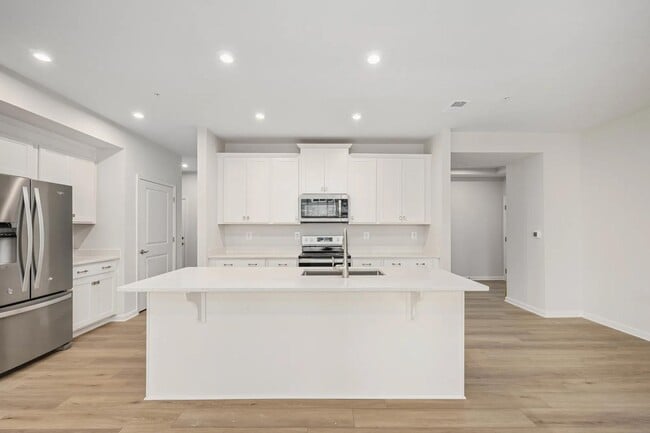 Cascades at Embrey Mill 55+ unit 101, Stafford, VA 22554 - photo 7