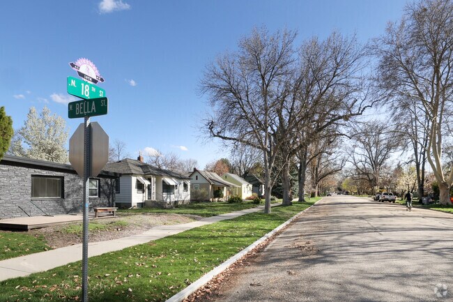 Many residents of the North End bike to work downtown via numerous bike lanes in the area.