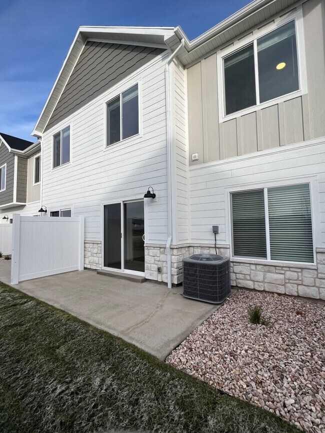 706 W 575 N, Smithfield, UT 84335 - photo 6