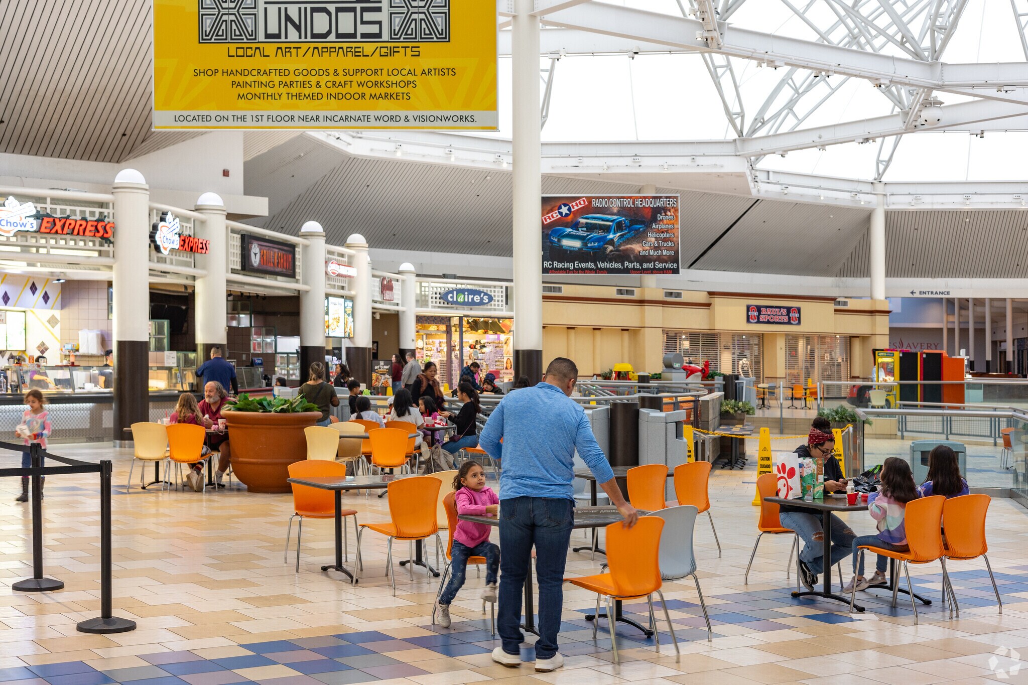 Nearby residents can visit the Rolling Oaks Mall just North of Royal Ridge.