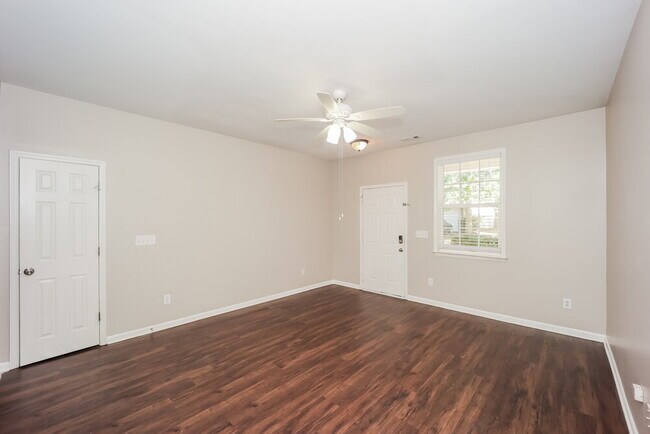 54 Brookview Dr, Newnan, GA 30265 - photo 4