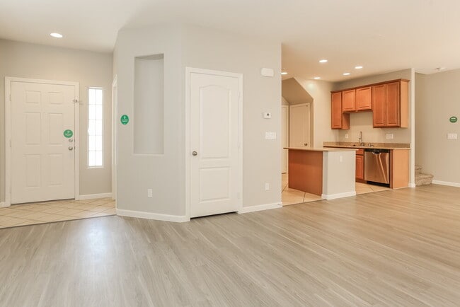 9308 Euphoria Rose Ave, Las Vegas, NV 89166 - photo 4