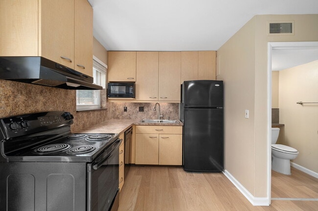 447 Olian Dr, Hazelwood, MO 63042 - photo 7