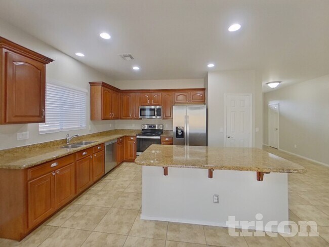 6934 W Sophie Ln, Laveen, AZ 85339 - photo 5