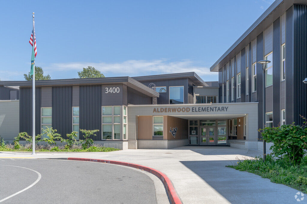 Alderwood Elementary School entrance