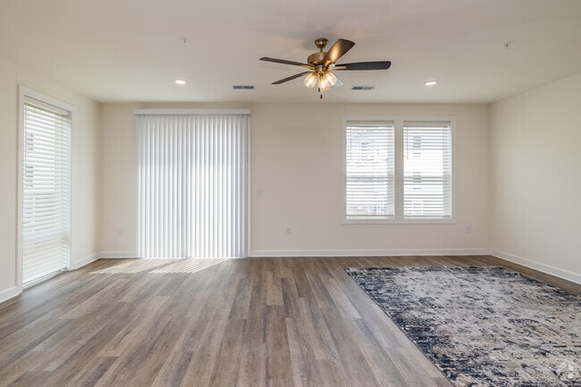 3BR, 2.5BA - 2,782SF - Living Room