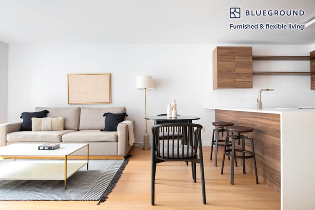 171 Suffolk St unit FL4-ID1314, New York, NY 10002 - photo 5