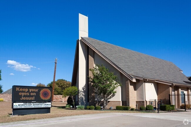 Welcome to Garland Christian Adventist School in Club Hill.