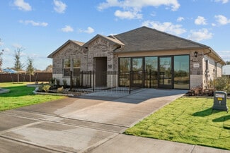 101 Comal, Huntsville, TX 77340