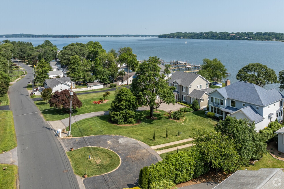 CapeStClaire_1026582_KN_061725_V1