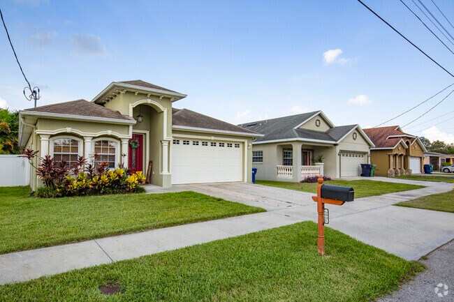 Newer custom homes are rapidly popping up in this convenient Stadium Area neighborhood.