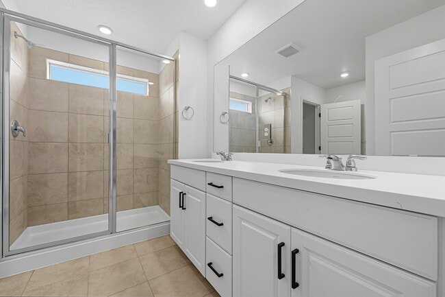 8828 Whiteclover St, Littleton, CO 80125 - photo 7