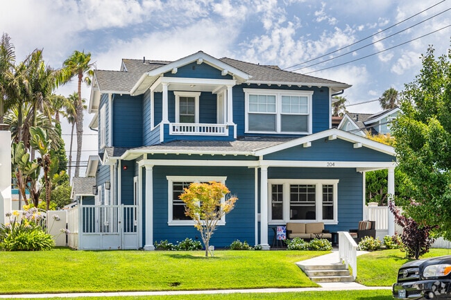 Every house is unique at Redondo Beach, with colorful homes dotting the neighborhood.