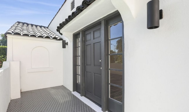 1007 N Harper Ave, West Hollywood, CA 90046 - photo 3