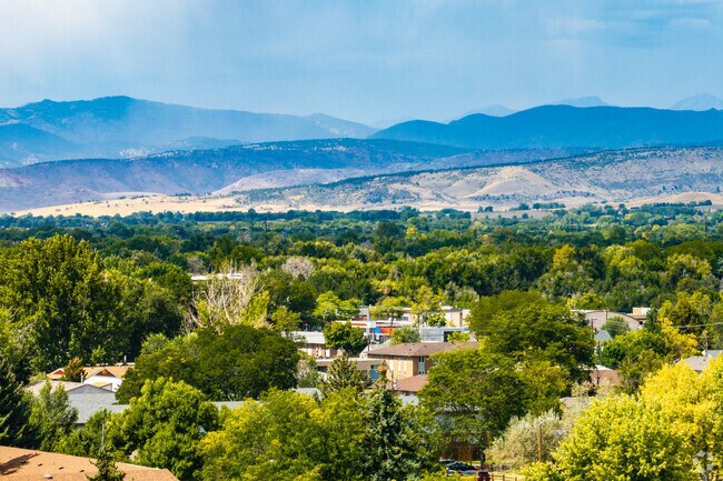 Clark Centennial has mountain views, and access to recreation and retail nearby.