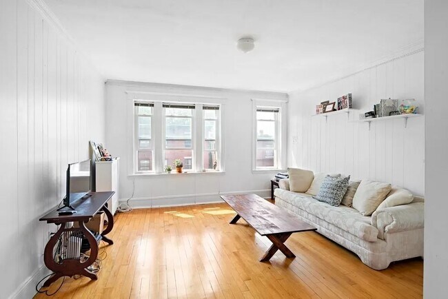 47 Park Vale Ave unit 3, Allston, MA 02134 - photo 3