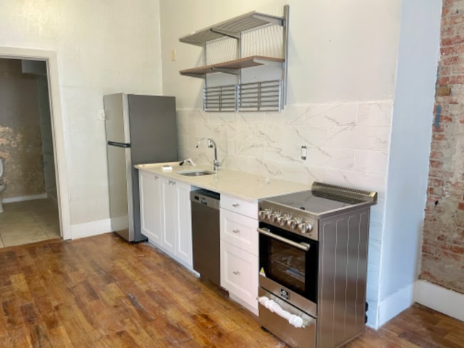 1517 W Girard Ave unit 1f, Philadelphia, PA 19130 - photo 2