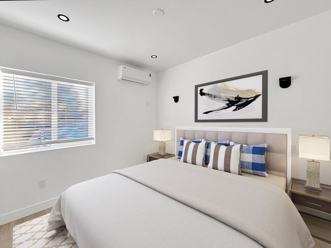 1273 Donatello St, Lancaster, CA 93535 - photo 2