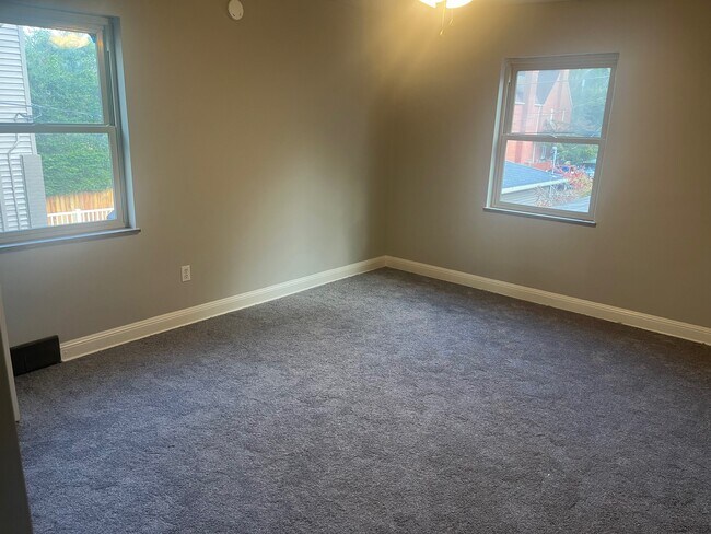 635 13th Ave unit 635 13th Ave, Huntington, WV 25701 - photo 5