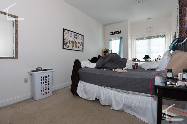 10 Glencoe St unit 2, Brighton, MA 02135 - photo 5