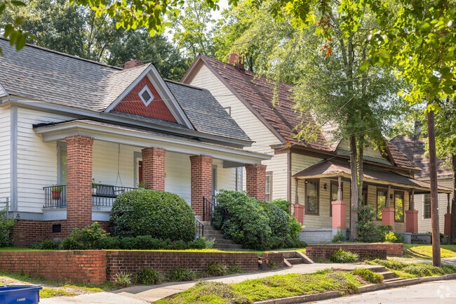 Old Shandon has cute homes with porches in Columbia.
