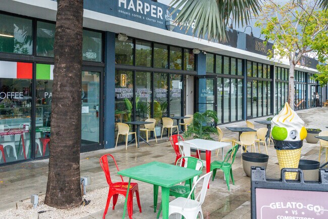 Harpers Juice sits among neighboring retail shops.