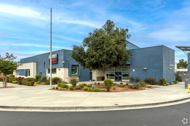 The entrance of the Reidy Creek Elementary School in Escondido.
