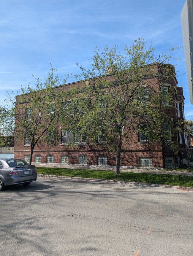 6456 S Whipple St Unit 1S, Chicago, IL 60629