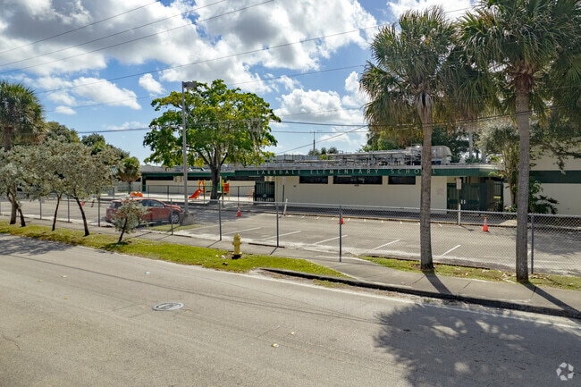 Learning excellence at Larkdale Elementary School in Ft Lauderdale, FL.