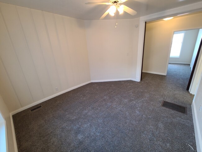 512 S Franklin St unit 1, Kirksville, MO 63501 - photo 4