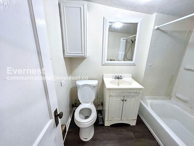 110 W Cheyenne Rd unit back, Colorado Springs, CO 80906 - photo 5