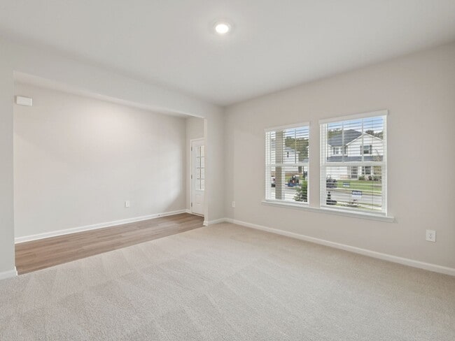 1042 Sope Creek Cir, Pendergrass, GA 30567 - photo 3